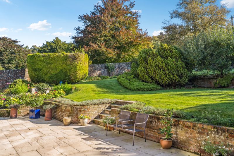 Photo 3- click for photo gallery